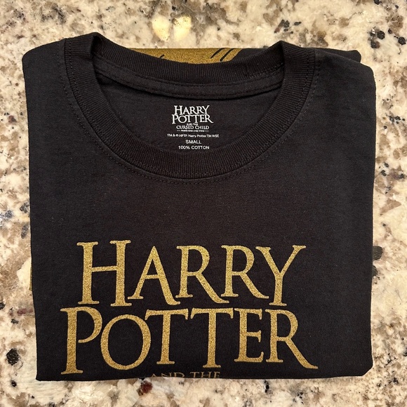 Harry Potter and The Cursed Child Parts One and Two T-Shirt Size Small - Picture 4 of 6
